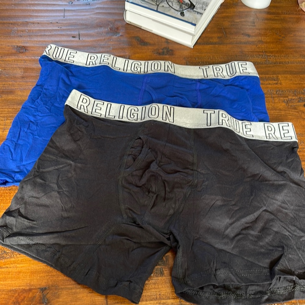 True Religion XL Fly Front Cotton/Spandex Boxer Brief (2 Single Pairs)